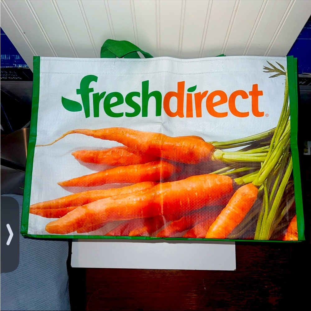 Lot of 25 FRESH DIRECT Grocery Reusable Shopping Tote Bags Green Carrot